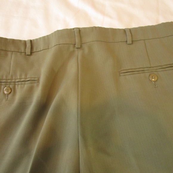 Haggar Men's dress pants, 38X32, cuffed, (0057) - Picture 3 of 6